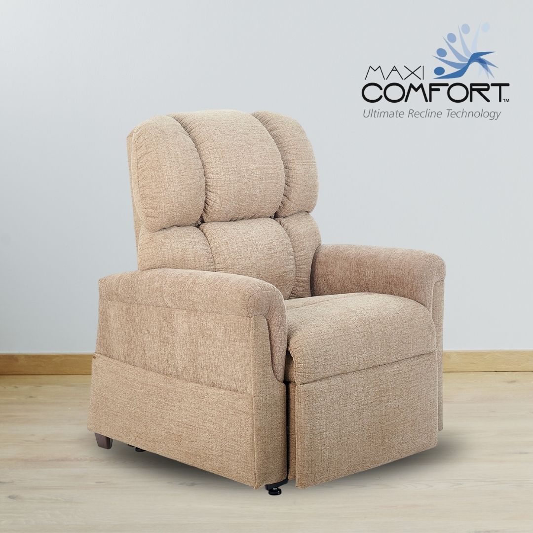 Comforter with MaxiComfort Petite/Smalll Power Lift Recliner